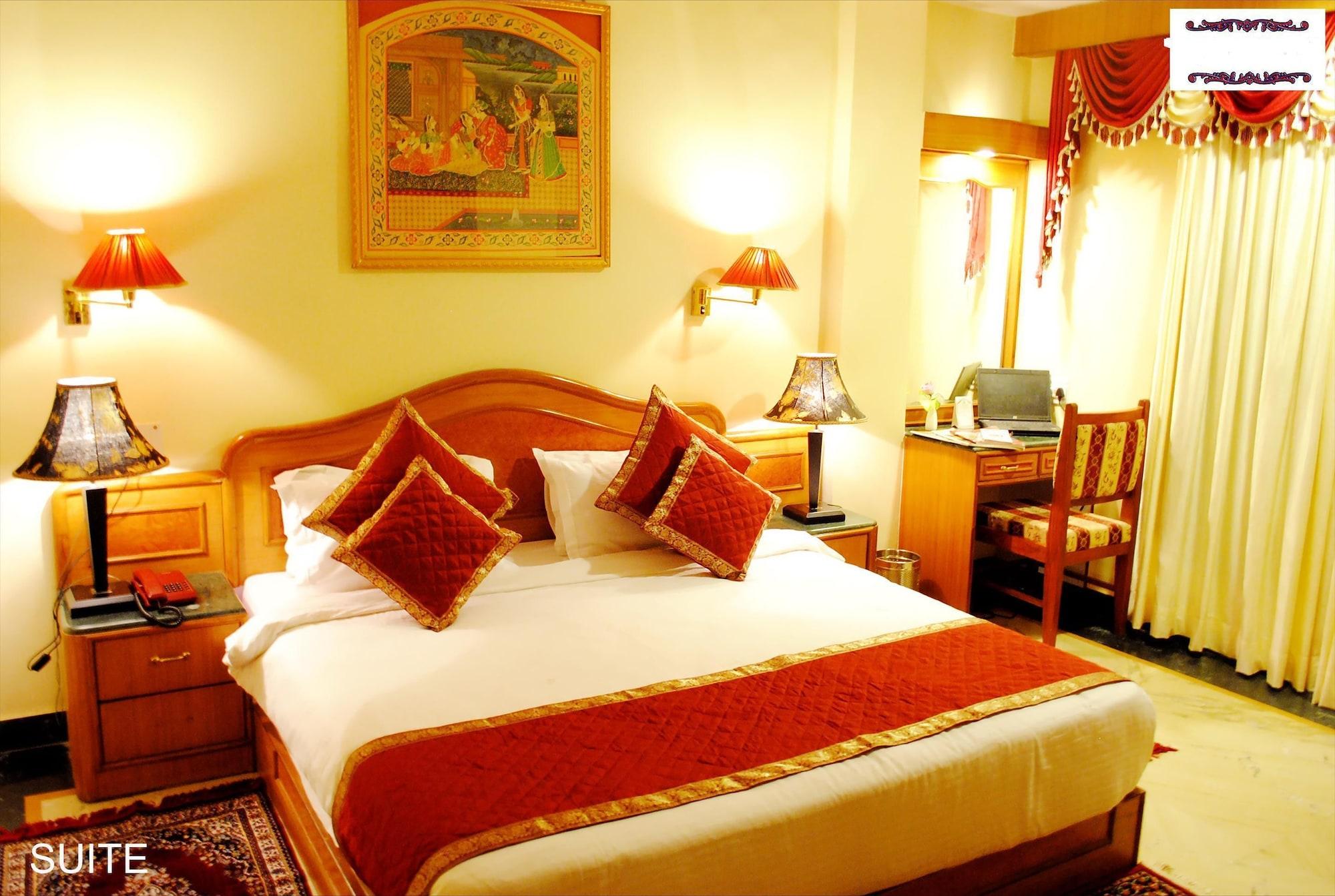 Hotel Fort Chandragupt ジャイプール エクステリア 写真