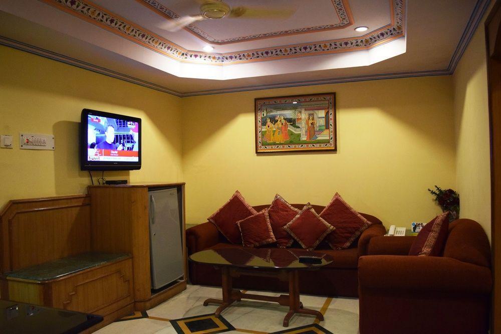 Hotel Fort Chandragupt ジャイプール エクステリア 写真